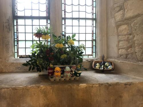 SJB-2024-Easter-Flowers-20